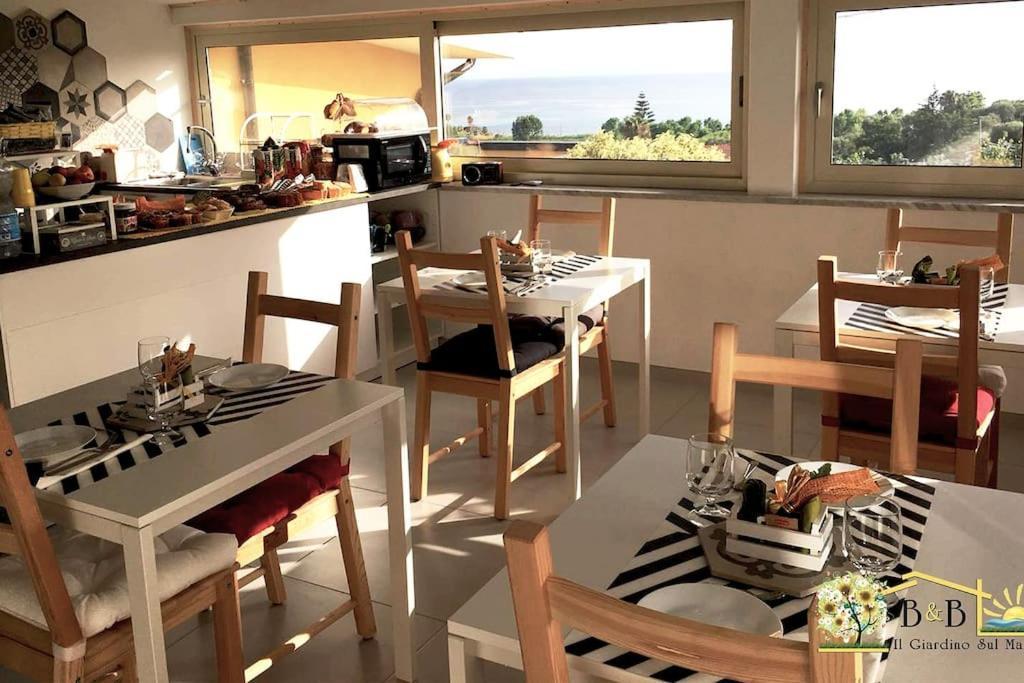 Il Giardino Sul Mare Bed & Breakfast Briatico