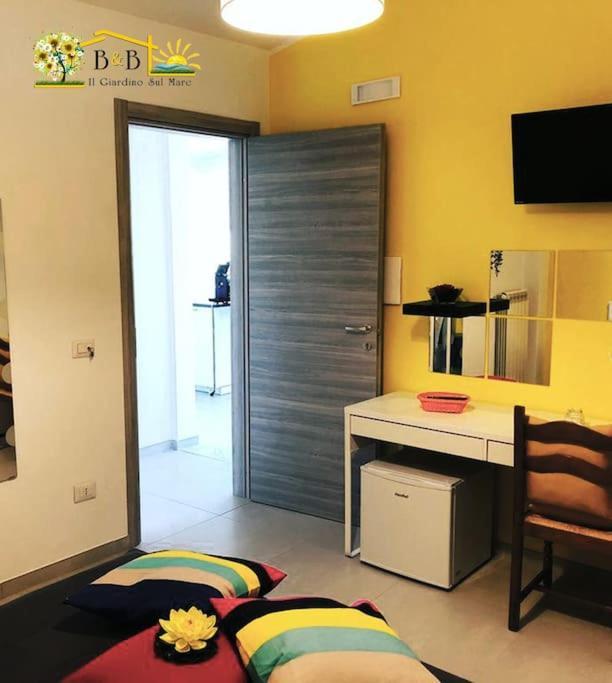 Il Giardino Sul Mare Bed & Breakfast 2*