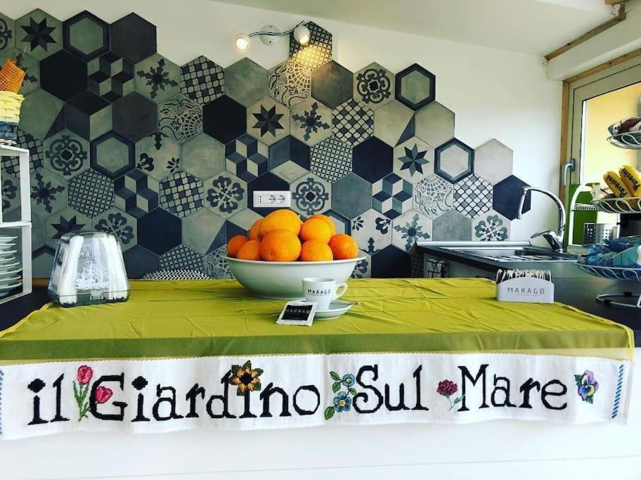 Il Giardino Sul Mare Bed & Breakfast Briatico
