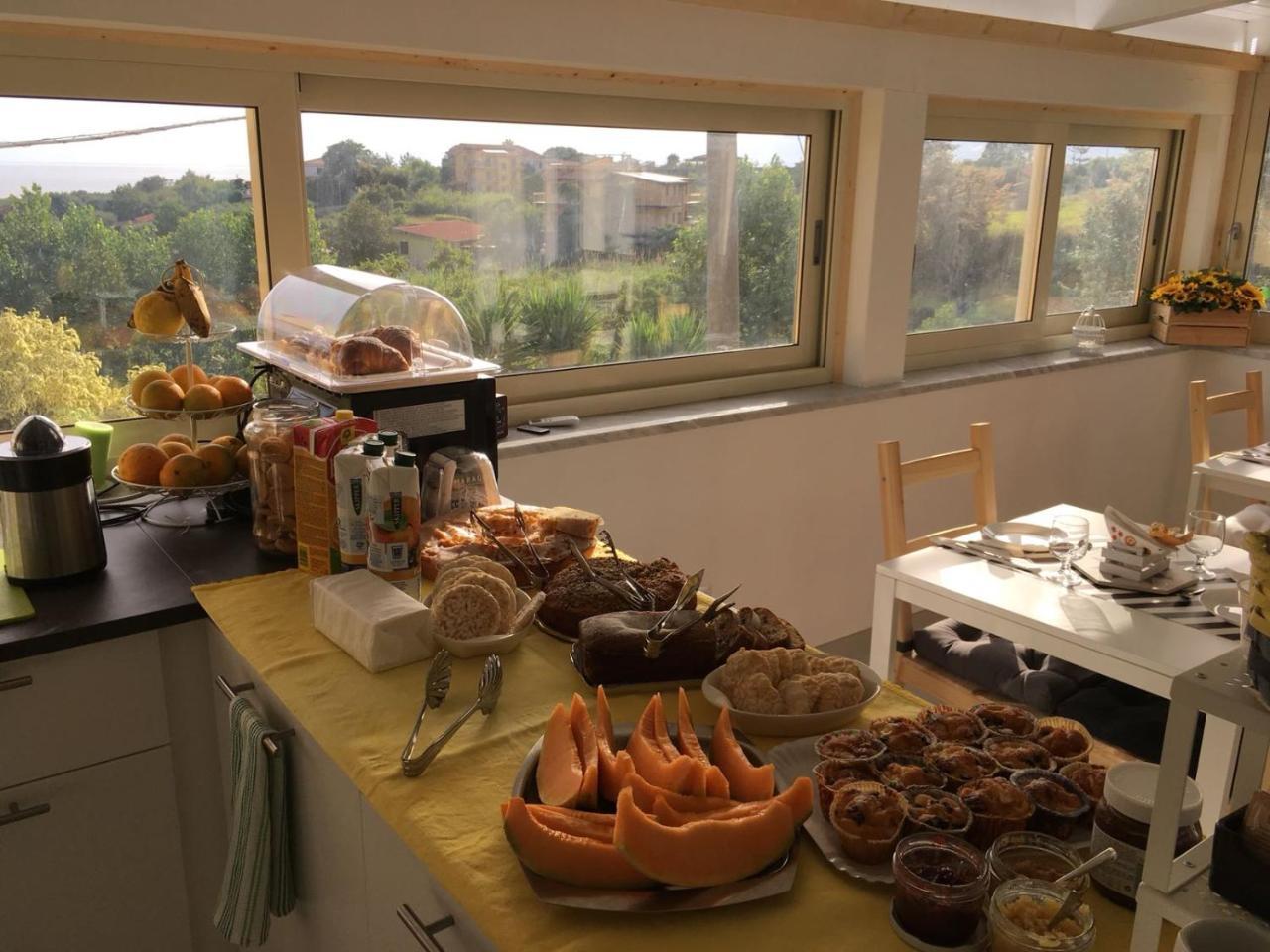 Bed & Breakfast Il Giardino Sul Mare 2*
